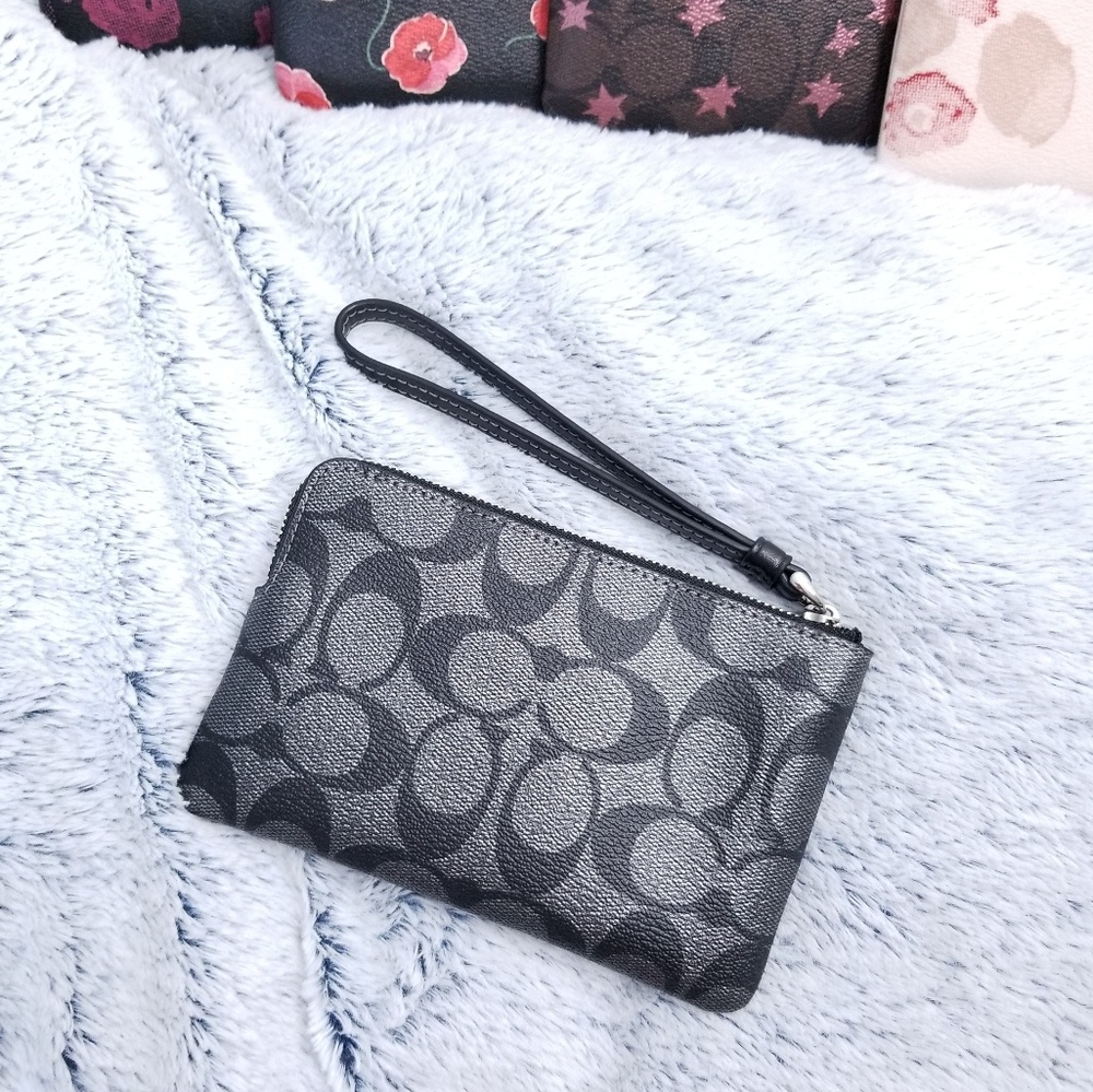🔥FINAL PRICE🔥NWT COACH METALLIC SIGNATURE WRISLT - Picture 4 of 7